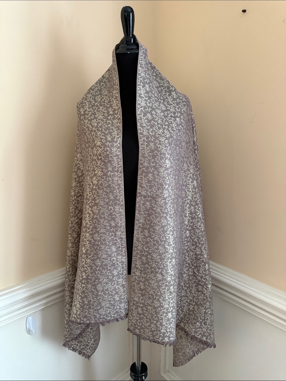 NWT Kendall & James Light Taupe Floral Jacquard Wrap Shawl One Size